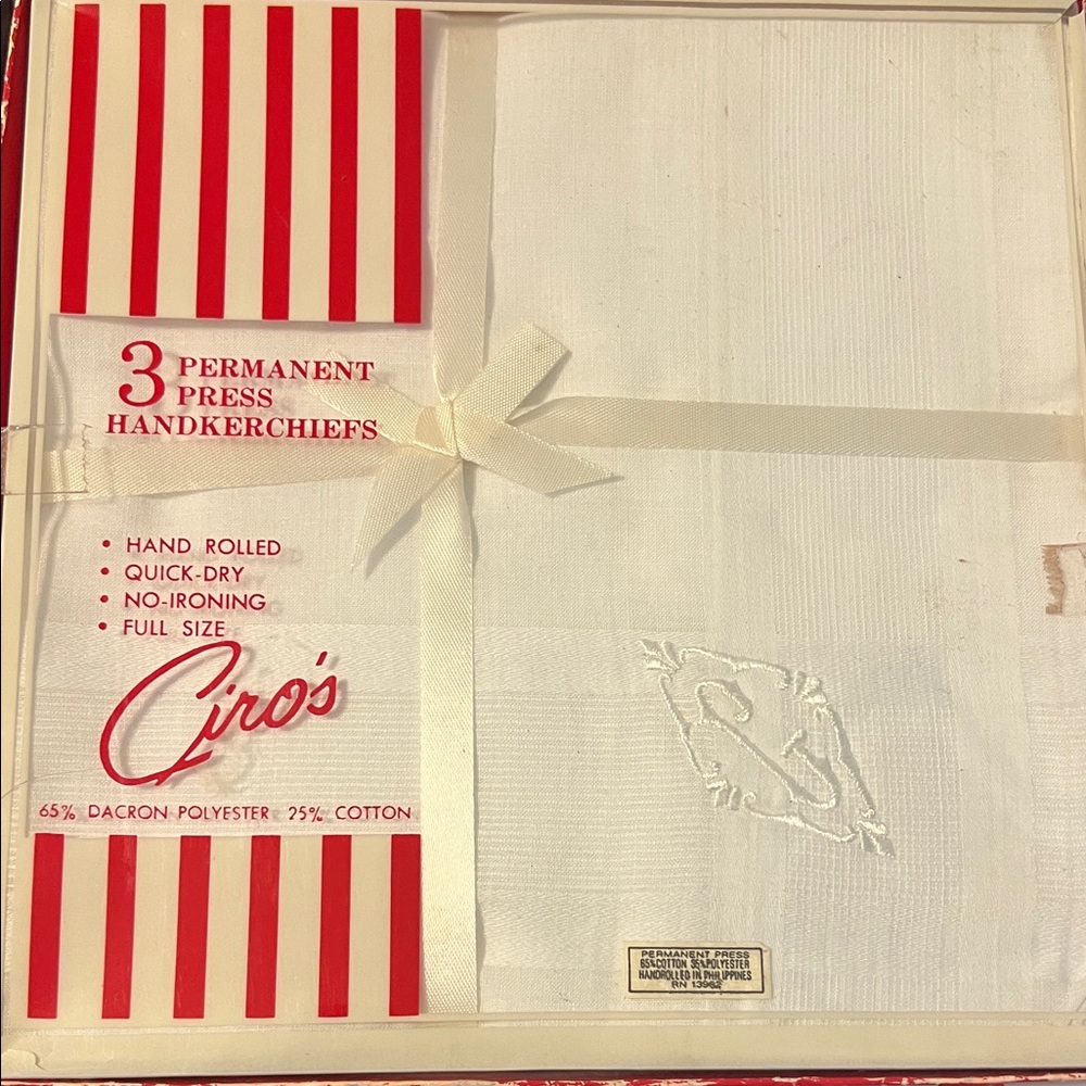 Box set of 3 White Embroidered “G” permanent-press Handkerchiefs